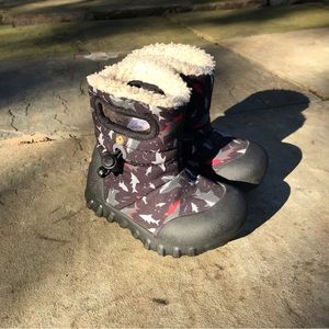 BOGS Toddler Winter Boots - 6T LIKE NEW